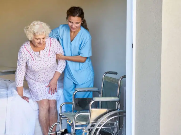 Does Medicare Pay for a Home Assistant?